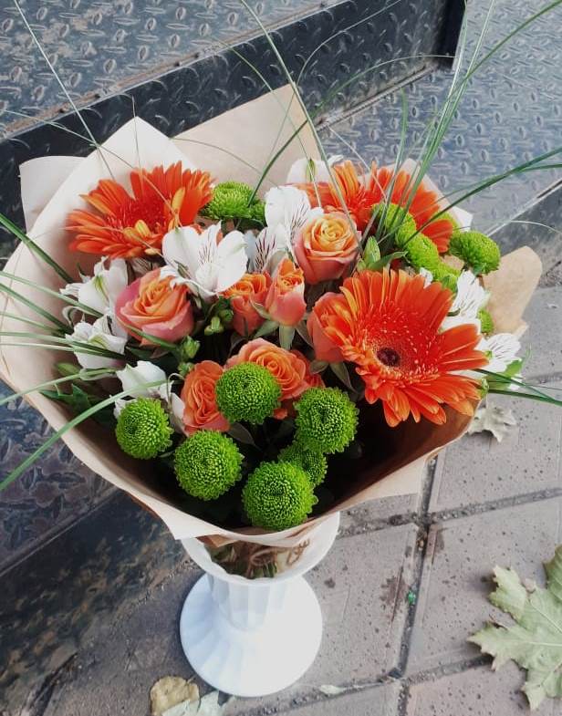 Букет цветов из: Герберы, Хризантемы, Альстромерии и Розы в Шушенском