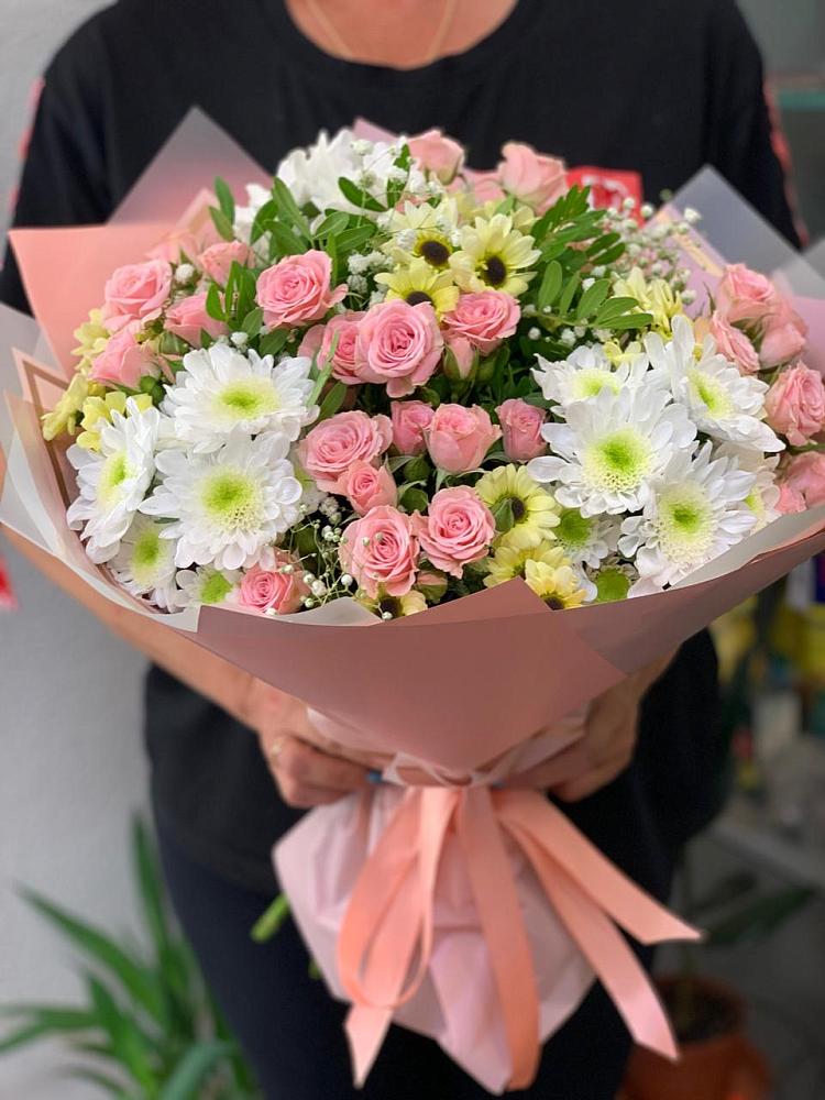 Букет цветов из: Розы и Хризантемы в Шушенском