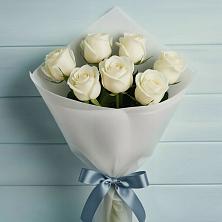 Букет 7 Белых роз Эдлесс Лав в Шушенском