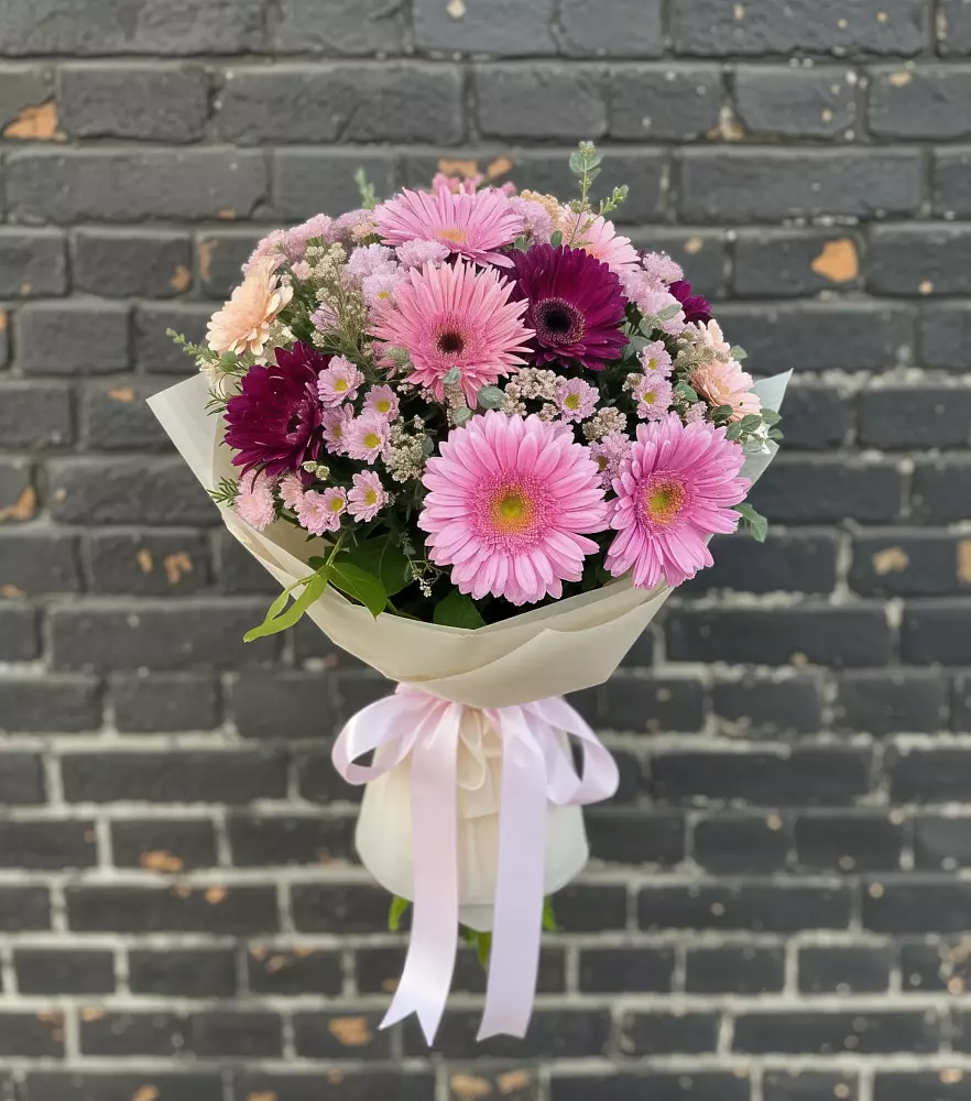 Букет цветов из: Герберы и Хризантемы в Шушенском