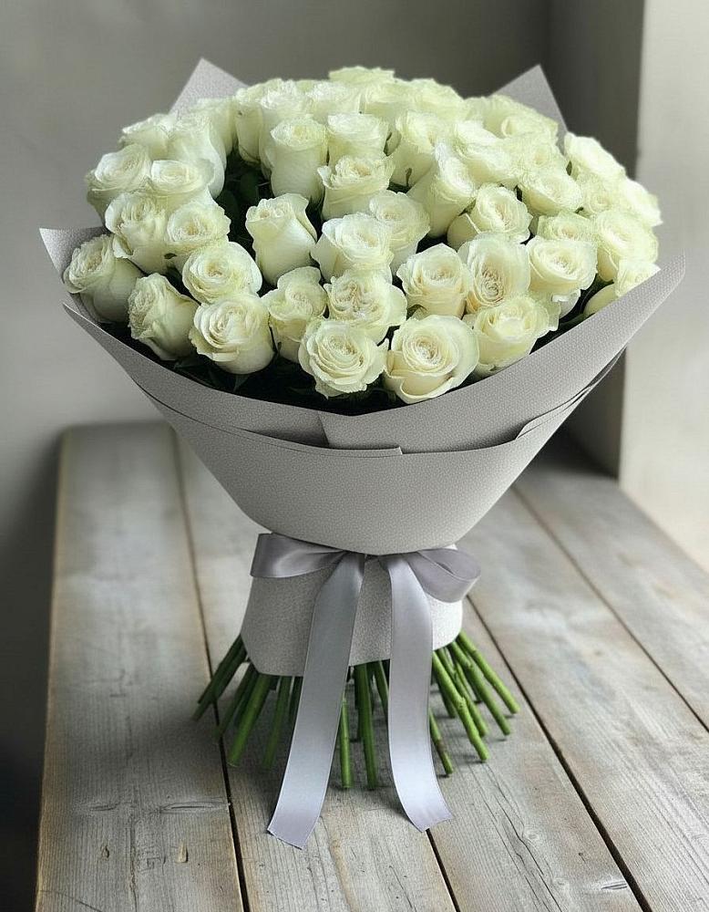 Букет 35 Белых роз в Шушенском