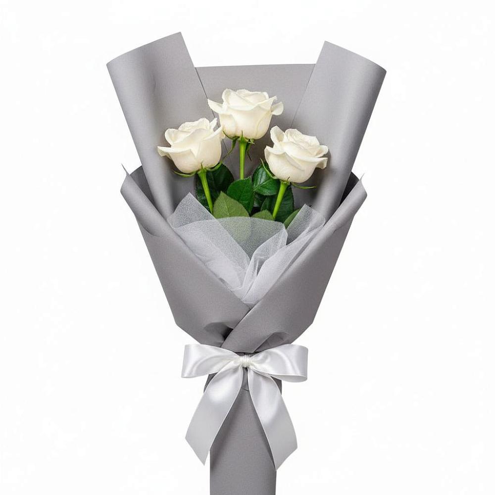 Букет 3 белые розы в Шушенском