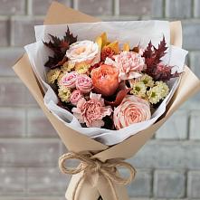 Букет цветов из:  Гвоздики, Хризантемы и Розы в Шушенском