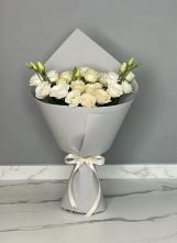 Букет цветов из:  Розы и Лизиантусы в Шушенском